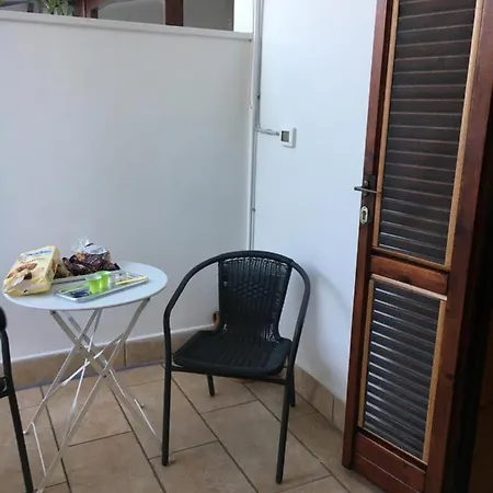 Camera Torre Dell'Orso Guest house *